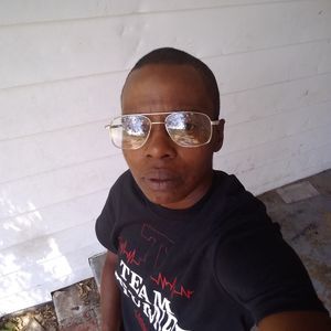 Meet your Posher, Val